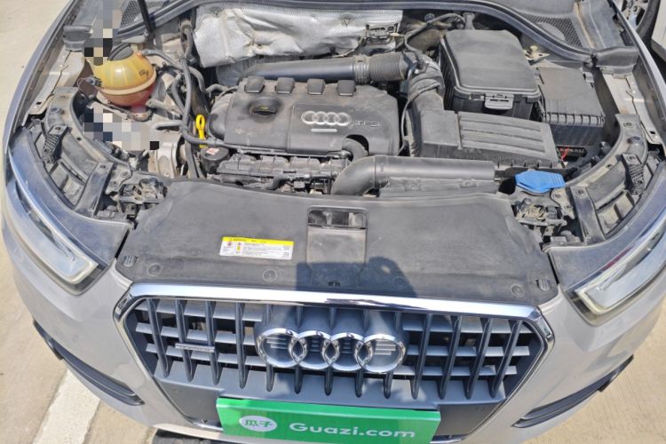 Used Audi Q3 2015 35 TFSI quattro Technology Edition Engine Bay