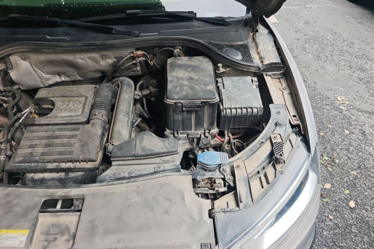 Used Audi Q3 2015 30 TFSI Comfort Model Engine Bay Left
