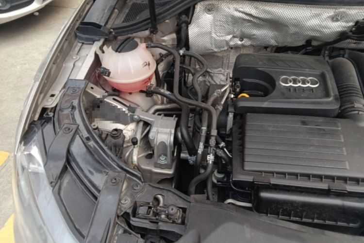 Used Audi Q3 2015 30 TFSI Ambition Edition Engine Bay Right
