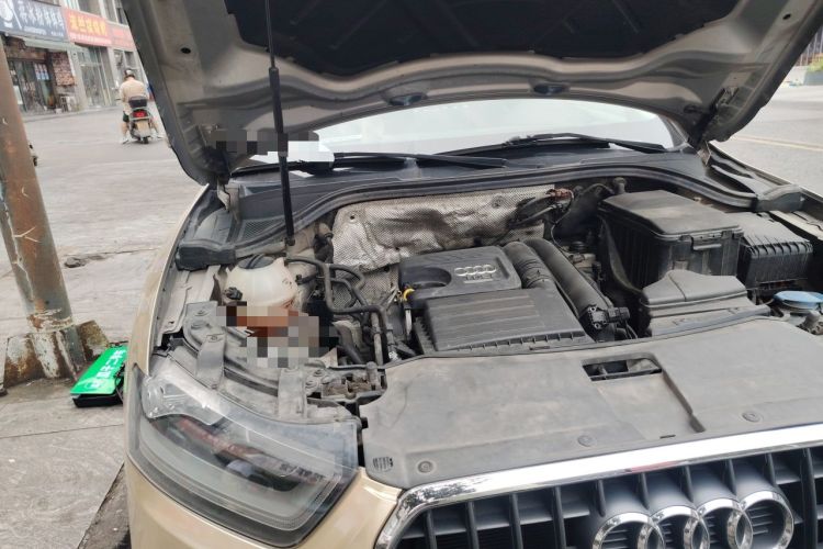 Used Audi Q3 2015 30 TFSI Ambition Edition Engine Bay Right