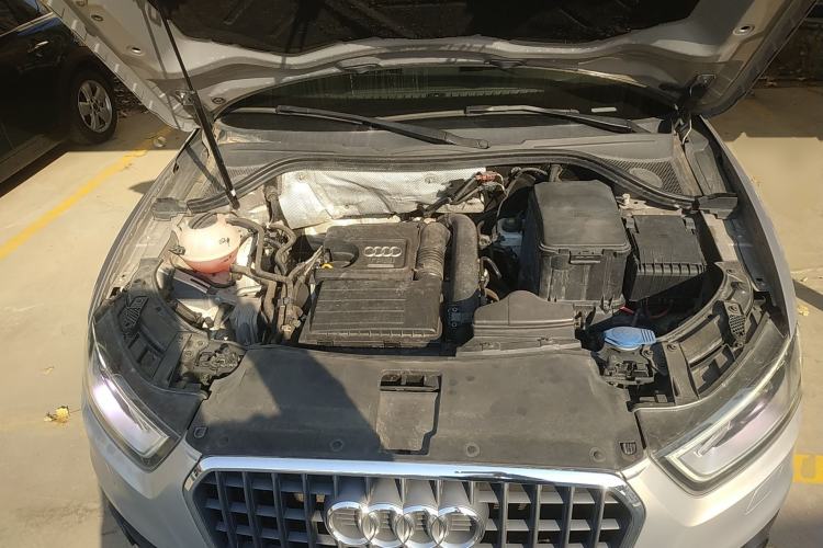 Used Audi Q3 2015 30 TFSI Comfort Model Engine Bay