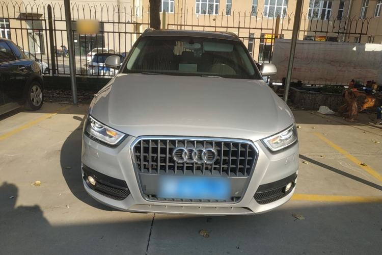 Used Audi Q3 2015 30 TFSI Comfort Model Exterior 1