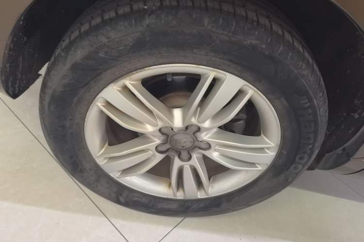 Used Audi Q3 2015 35 TFSI Comfort Model Exterior 2