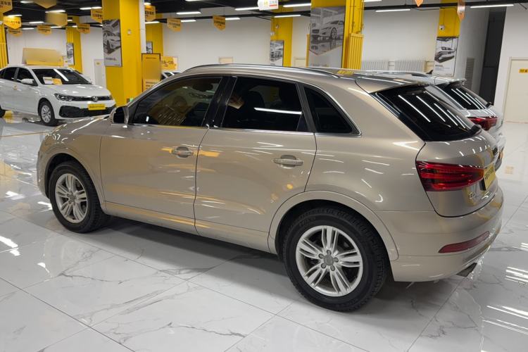 Used Audi Q3 2015 35 TFSI quattro Technology Edition Exterior 5
