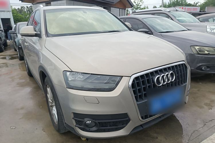 Used Audi Q3 2015 30 TFSI Ambition Edition Front Right 45 Deg