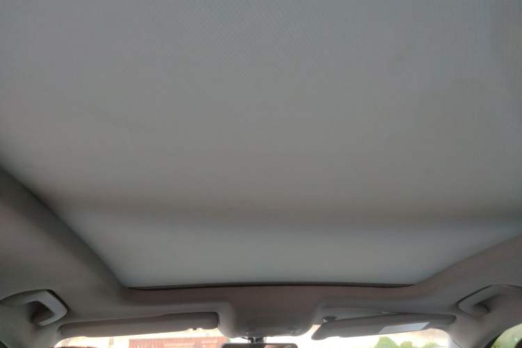 Used Audi Q3 2015 35 TFSI Comfort Model Headliner