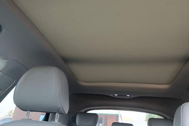 Used Audi Q3 2015 35 TFSI Comfort Model Headliner