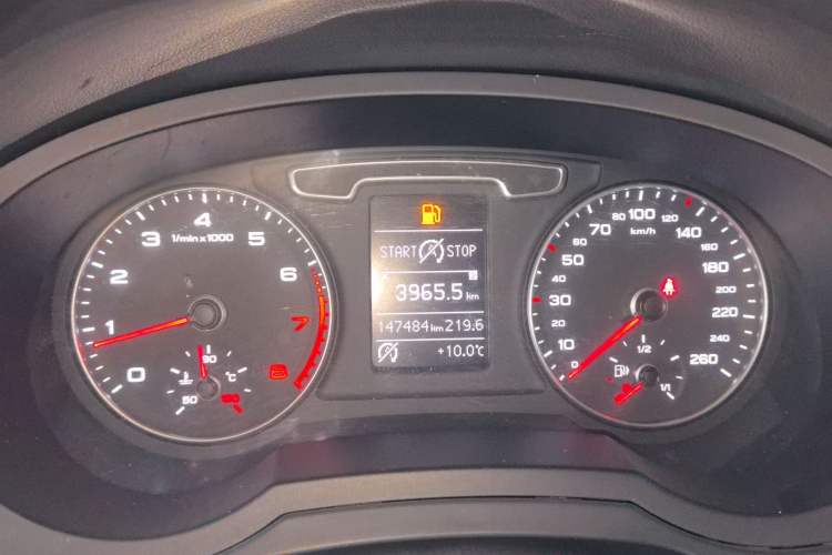 Used Audi Q3 2015 35 TFSI Comfort Model Instrument Cluster