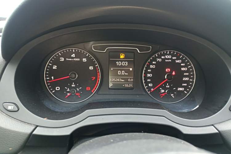 Used Audi Q3 2015 30 TFSI Ambition Edition Instrument Cluster