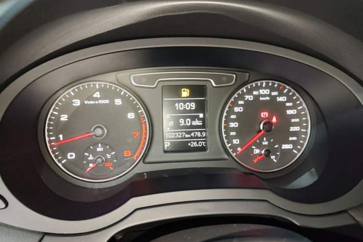 Used Audi Q3 2015 35 TFSI Comfort Model Instrument Cluster