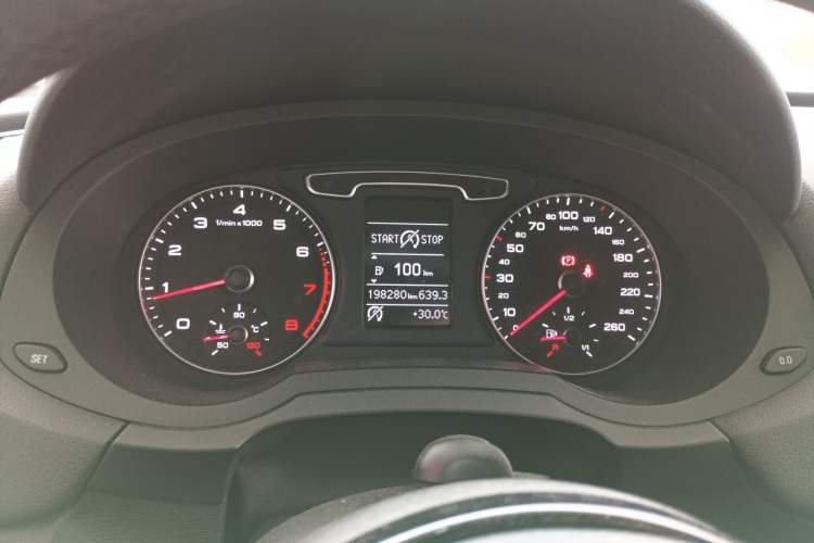 Used Audi Q3 2015 30 TFSI Ambition Edition Instrument Cluster