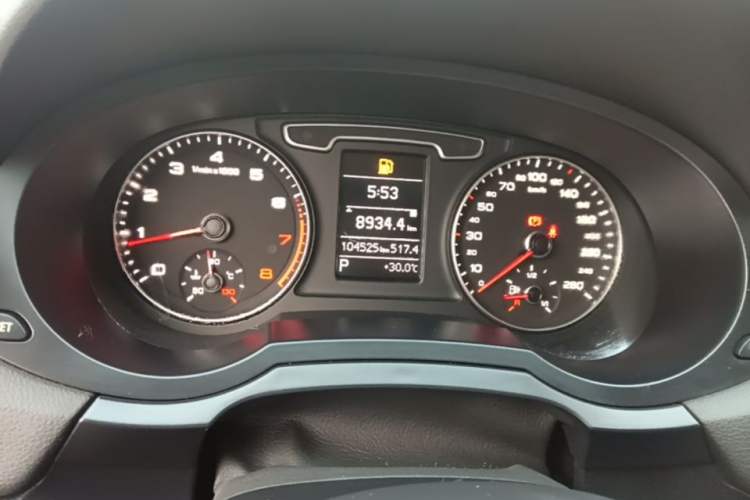 Used Audi Q3 2015 30 TFSI Ambition Edition Instrument Cluster