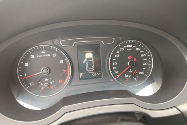 Used Audi Q3 2015 30 TFSI Ambition Edition Instrument Cluster
