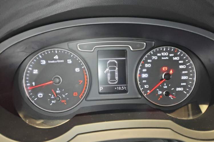 Used Audi Q3 2015 30 TFSI Comfort Model Instrument Cluster