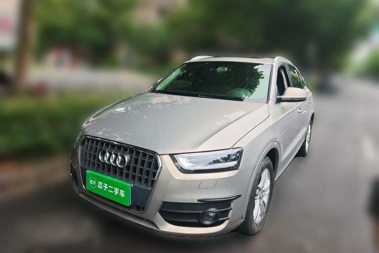 Used Audi Q3 2015 30 TFSI Comfort Model Guazi used car, China used car export, Used car for sale, Used Audi cars, Cheapest cars for sale