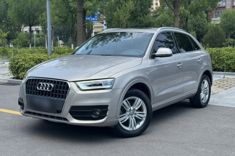 Używany Audi Q3 2015 35 TFSI Comfort Model Guazi used car, China used car export, Used car for sale, Used cars, Cheapest cars for sale