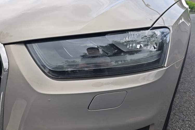 Used Audi Q3 2015 30 TFSI Ambition Edition Left Front Headlight