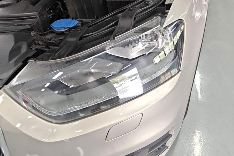 Used Audi Q3 2015 30 TFSI Ambition Edition Left Front Headlight