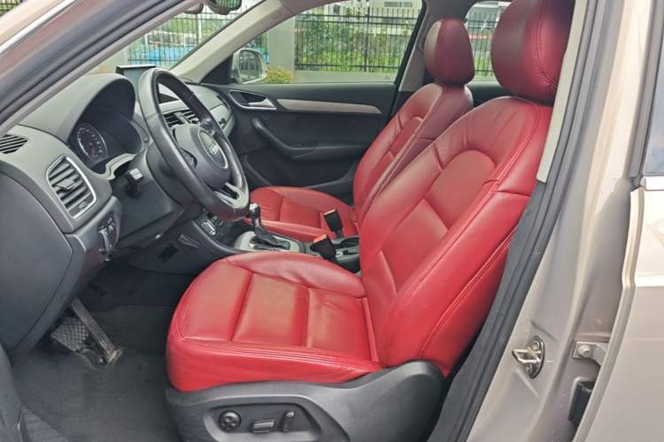 Used Audi Q3 2015 30 TFSI Ambition Edition Left Front Seat