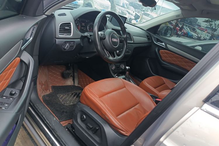 Used Audi Q3 2015 30 TFSI Ambition Edition Left Front Seat