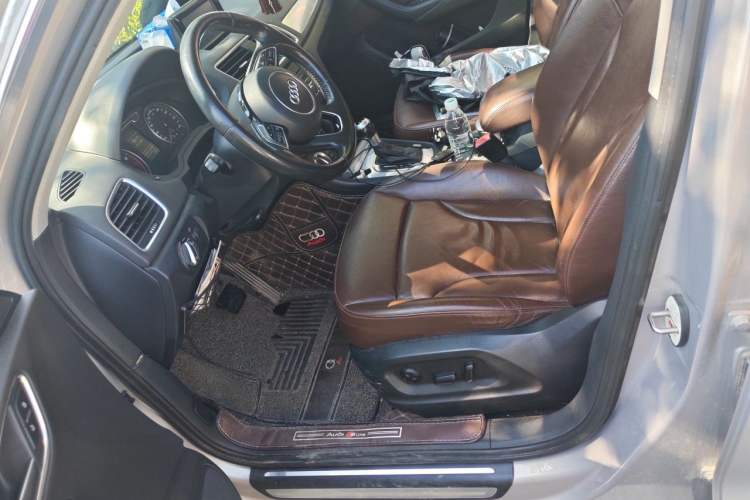 Used Audi Q3 2015 30 TFSI Comfort Model Left Front Seat