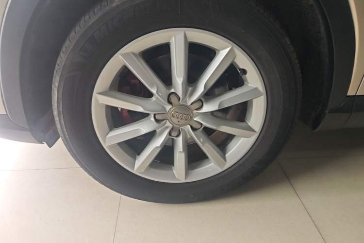 Used Audi Q3 2015 35 TFSI Ambition Edition Left Front Wheel Hub