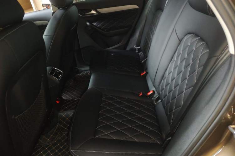 Used Audi Q3 2015 35 TFSI Ambition Edition Left Rear Seat