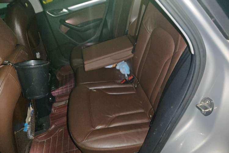 Used Audi Q3 2015 35 TFSI Comfort Model Left Rear Seat