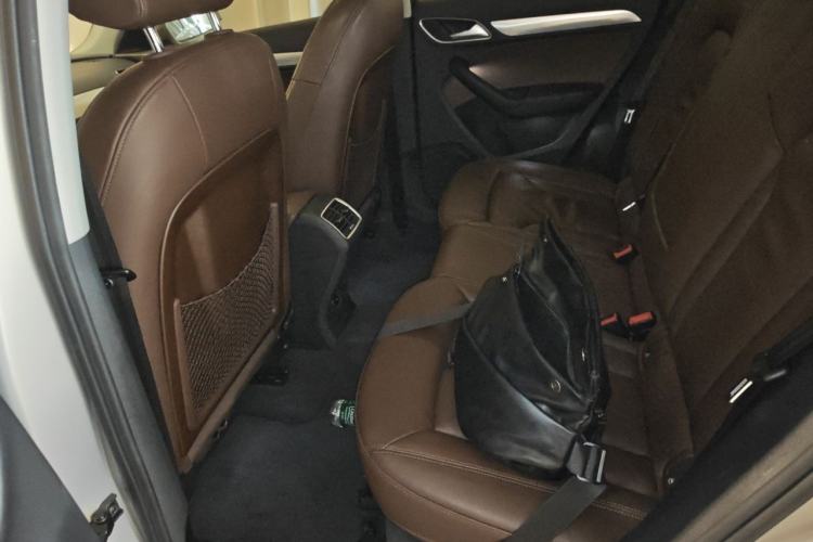 Used Audi Q3 2015 30 TFSI Comfort Model Left Rear Seat