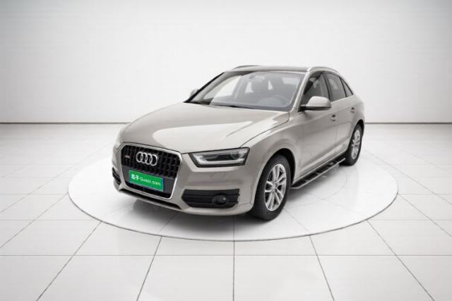 Ojetý Audi Q3 2015 35 TFSI quattro Technology Edition