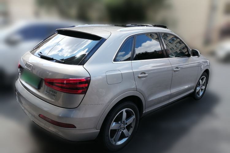 Used Audi Q3 2015 35 TFSI quattro Luxury Edition Rear Right 45 Deg