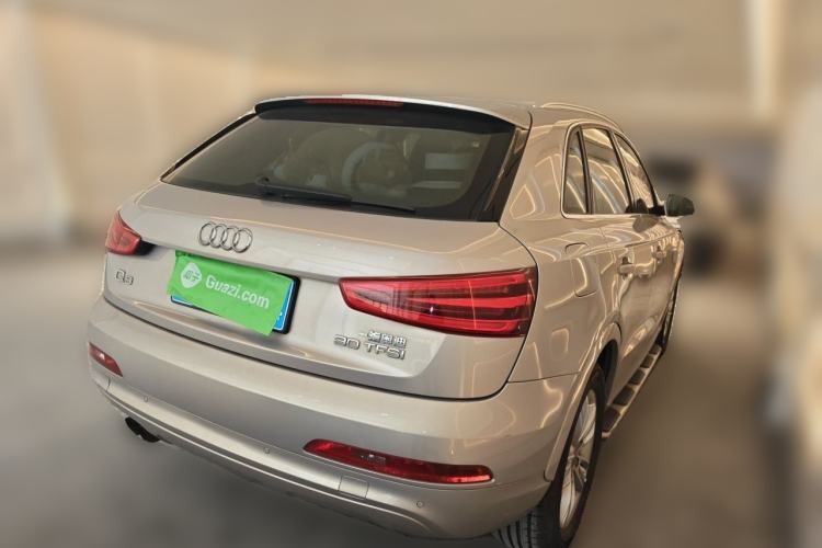 Used Audi Q3 2015 30 TFSI Comfort Model Rear Right 45 Deg