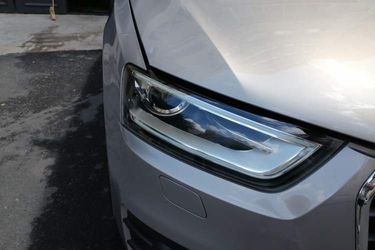 Used Audi Q3 2015 35 TFSI quattro Luxury Edition Right Front Headlight