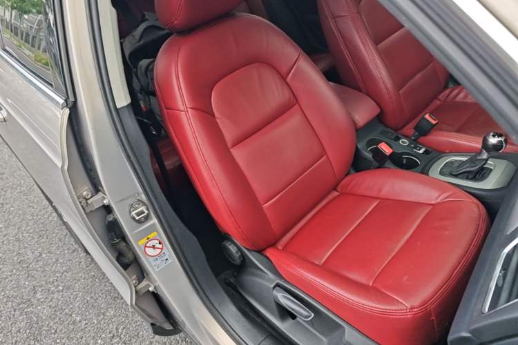 Used Audi Q3 2015 30 TFSI Ambition Edition Right Front Seat