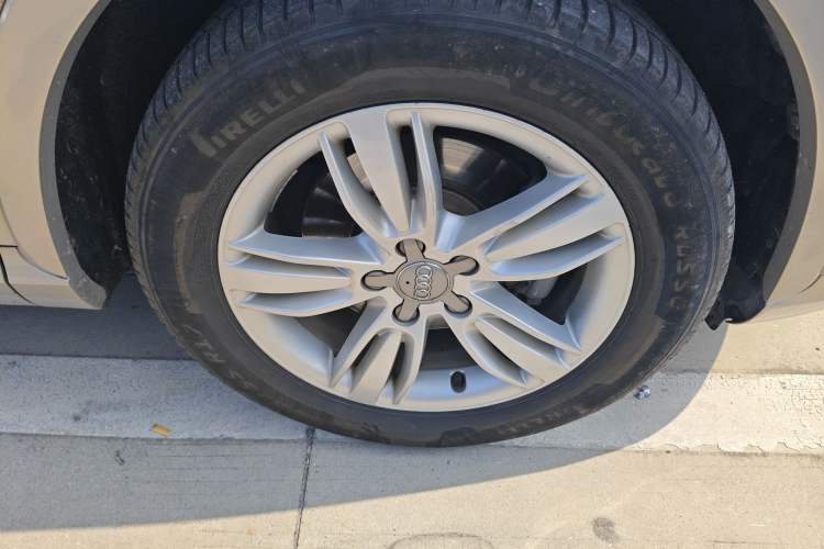 Used Audi Q3 2015 35 TFSI quattro Technology Edition Right Front Wheel Hub