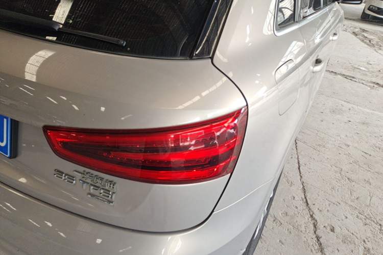 Used Audi Q3 2015 35 TFSI quattro Technology Edition Right Rear Taillight