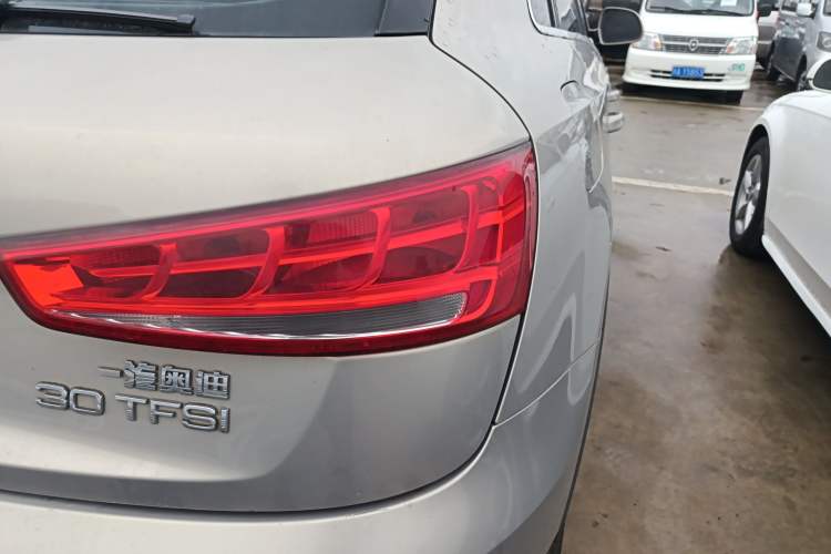 Used Audi Q3 2015 30 TFSI Ambition Edition Right Rear Taillight