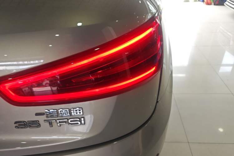 Used Audi Q3 2015 35 TFSI Ambition Edition Right Rear Taillight