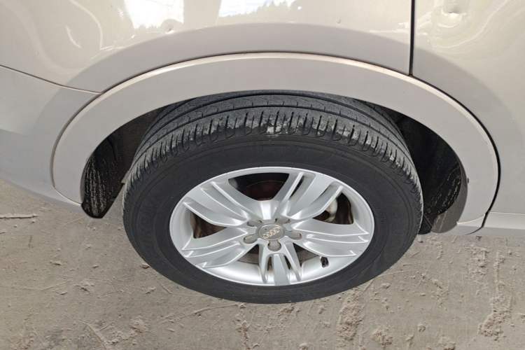 Used Audi Q3 2015 35 TFSI quattro Technology Edition Right Rear Wheel Hub