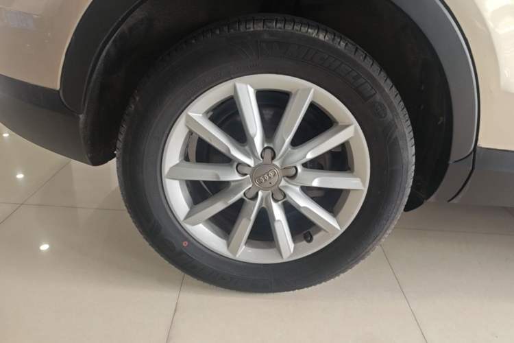 Used Audi Q3 2015 35 TFSI Ambition Edition Right Rear Wheel Hub