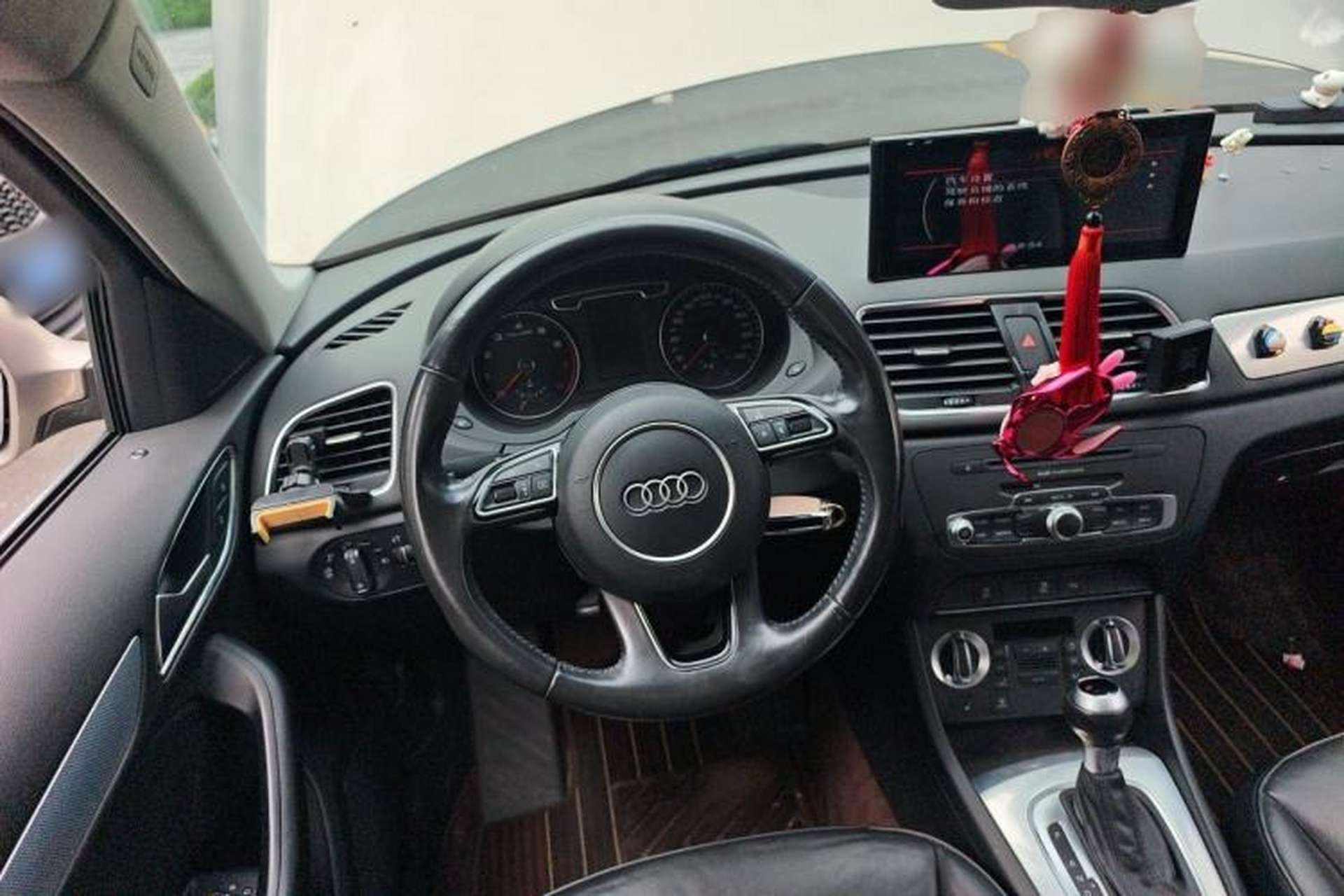 Used Audi Q3 2015 35 TFSI Ambition Edition Steering Wheel