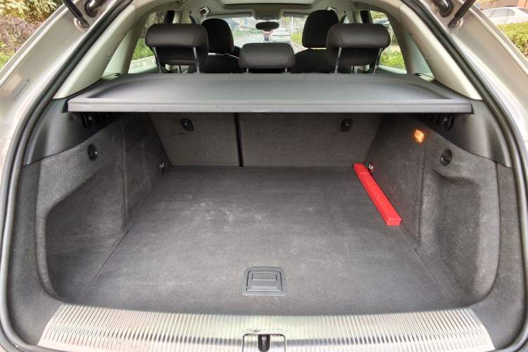 Used Audi Q3 2015 30 TFSI Ambition Edition Trunk