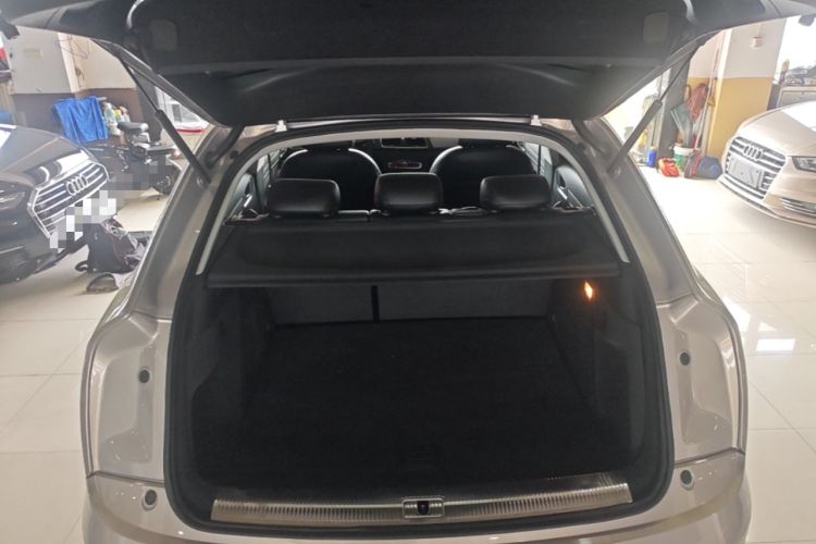 Used Audi Q3 2015 35 TFSI Ambition Edition Trunk