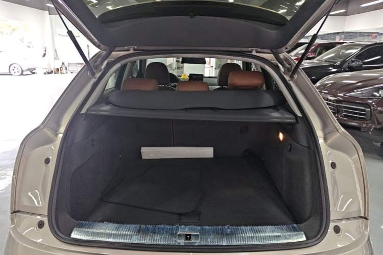 Used Audi Q3 2015 30 TFSI Ambition Edition Trunk