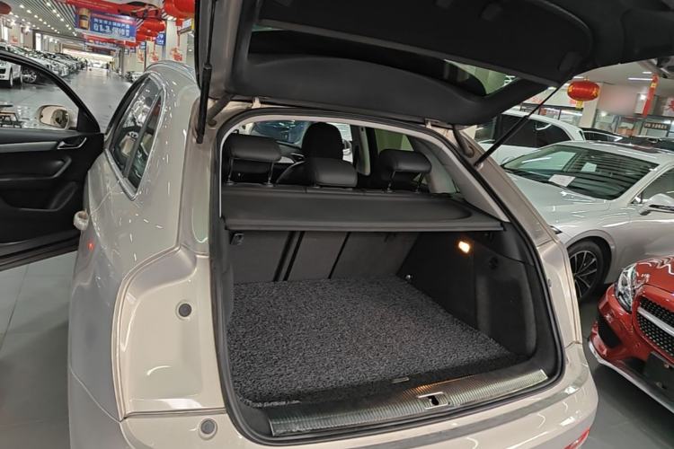 Used Audi Q3 2015 35 TFSI quattro Technology Edition Trunk