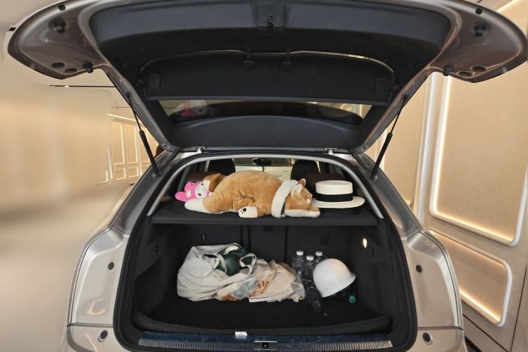 Used Audi Q3 2015 30 TFSI Comfort Model Trunk