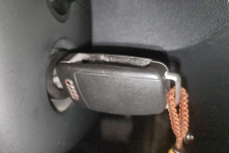 Used Audi Q3 2015 35 TFSI quattro Technology Edition Vehicle Key