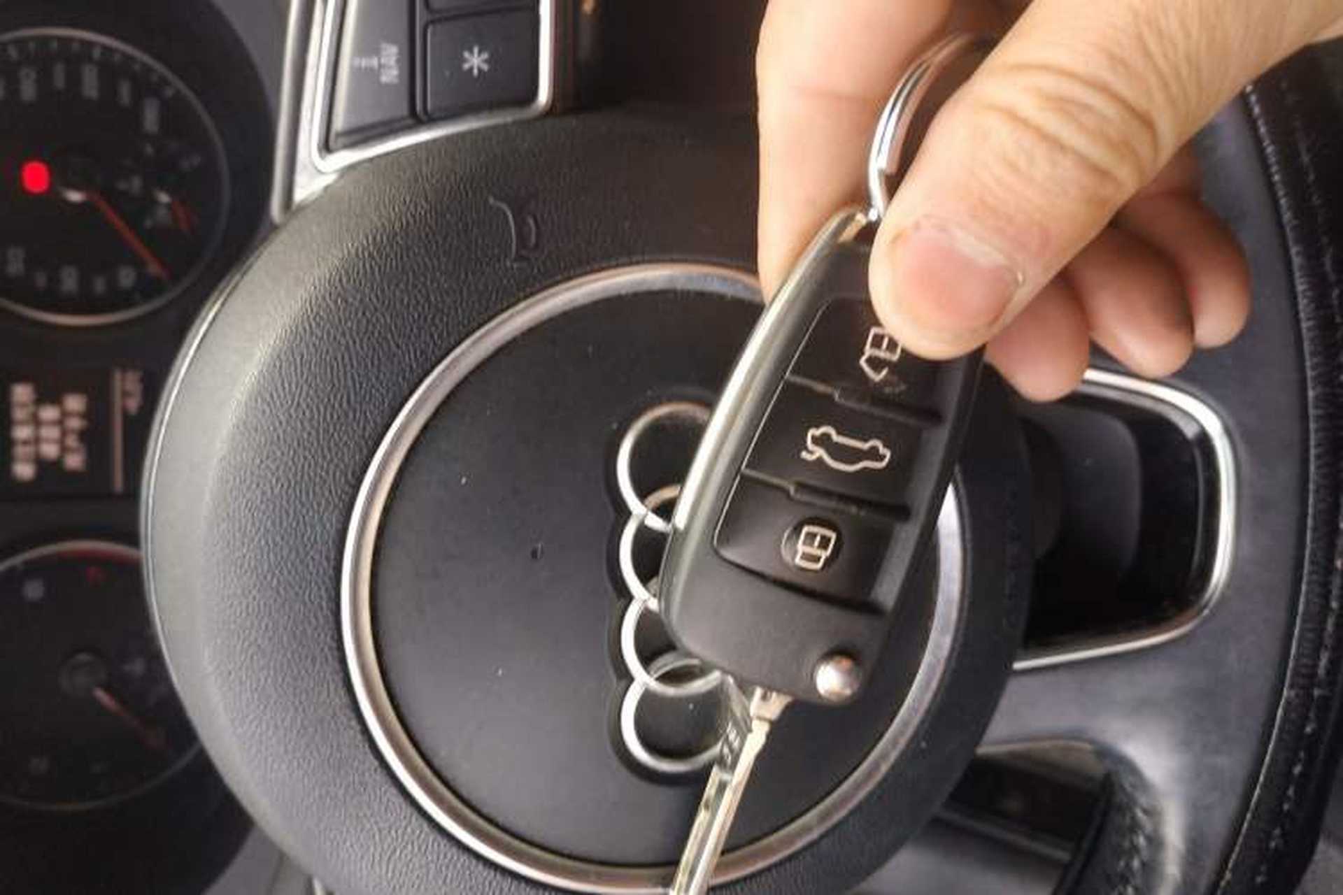 Used Audi Q3 2015 30 TFSI Ambition Edition Vehicle Key