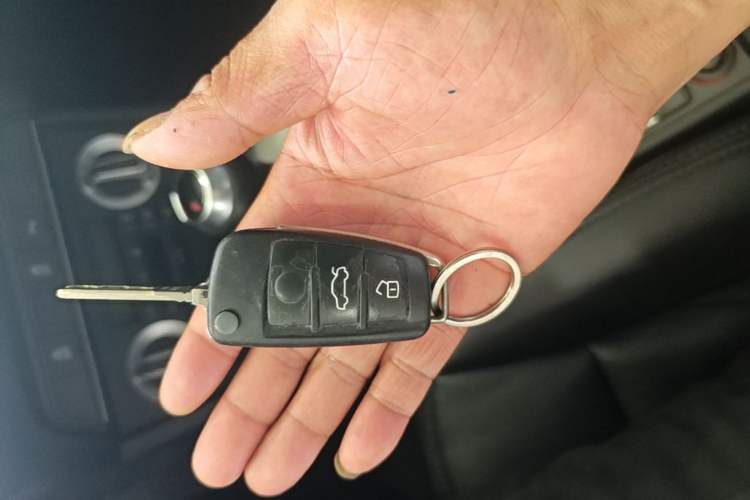 Used Audi Q3 2015 35 TFSI Ambition Edition Vehicle Key
