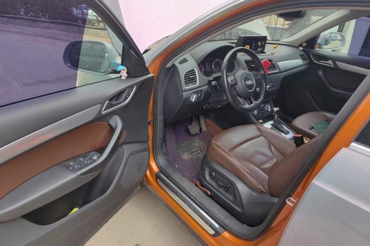 Used Audi Q3 2015 35 TFSI quattro Technology Edition Driver Seat